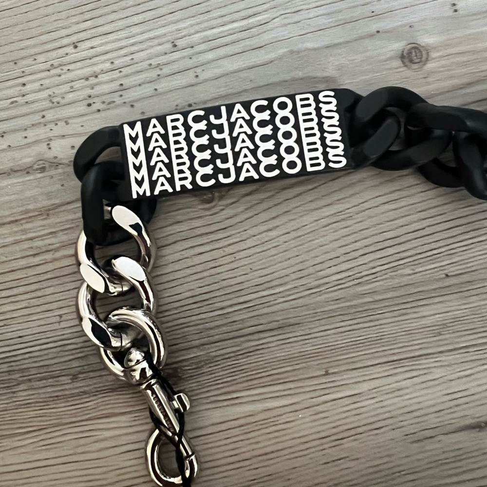 MARC JACOBS The Barcode Chain Strap Two Toned - Picture 3 of 4